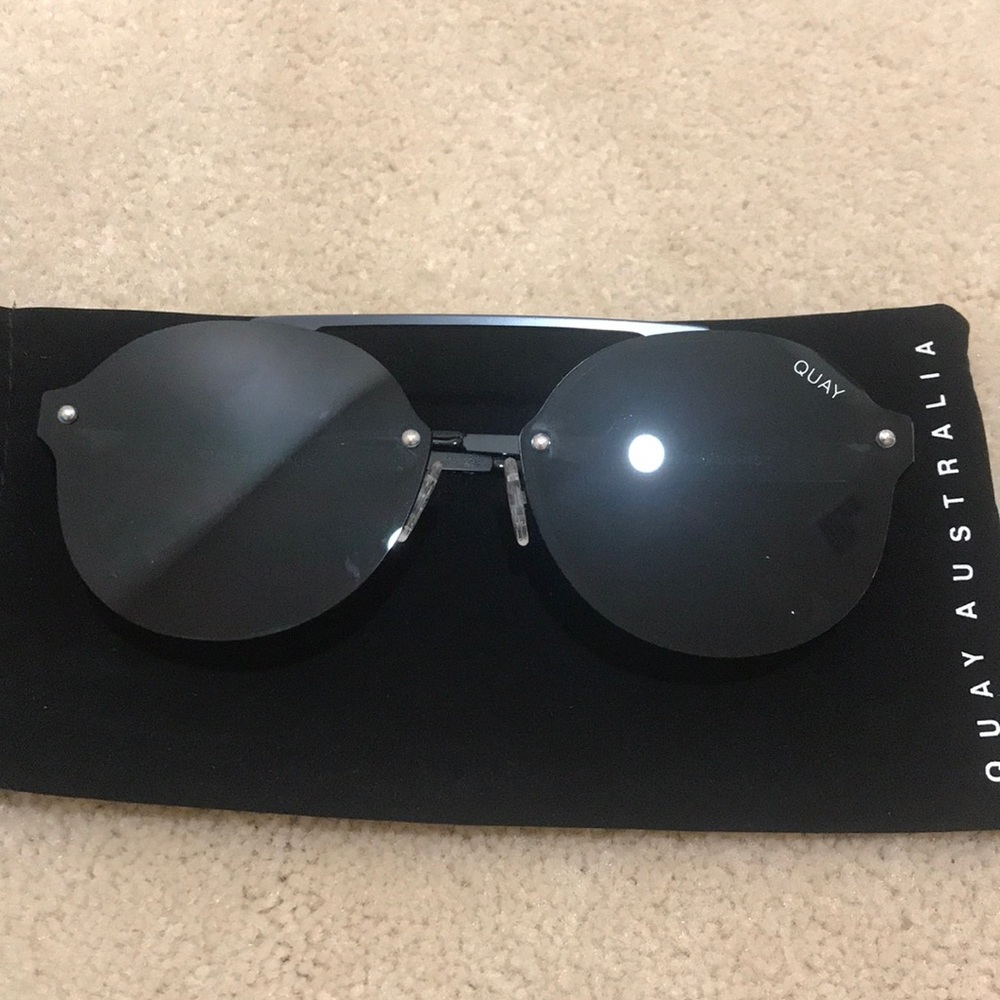 QUAY Australia Camden Heights Black Sunglasses
